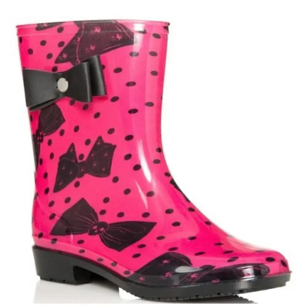 Iron Fist Rain Boot Size 5